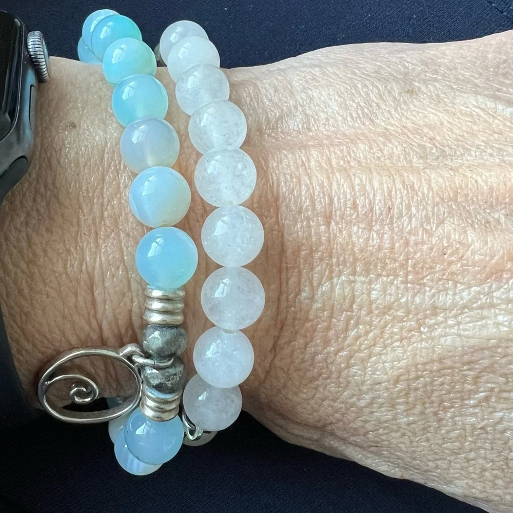 T Jazelle blue aquamarine bracelet with wave charm